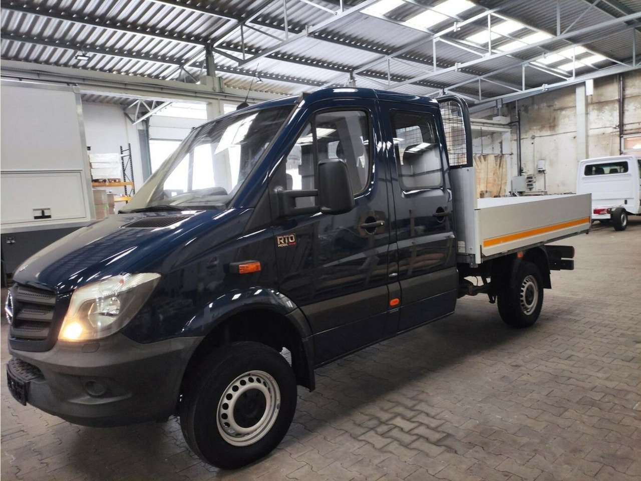 Mercedes-Benz Sprinter 313 CDI Doka 4x4 Allrad Automatik - SUV: picture 1 Mercedes-Benz Sprinter 313 CDI Doka 4x4 Allrad Automatik - SUV: picture 1