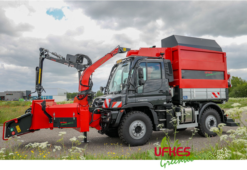 Mercedes-Benz Unimog U 427 Greentec woodchipper combi - Commercial vehicle: picture 2 Mercedes-Benz Unimog U 427 Greentec woodchipper combi - Commercial vehicle: picture 2