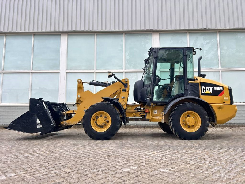 Cat 906 M 2016 - Wheel loader: picture 3 Cat 906 M 2016 - Wheel loader: picture 3