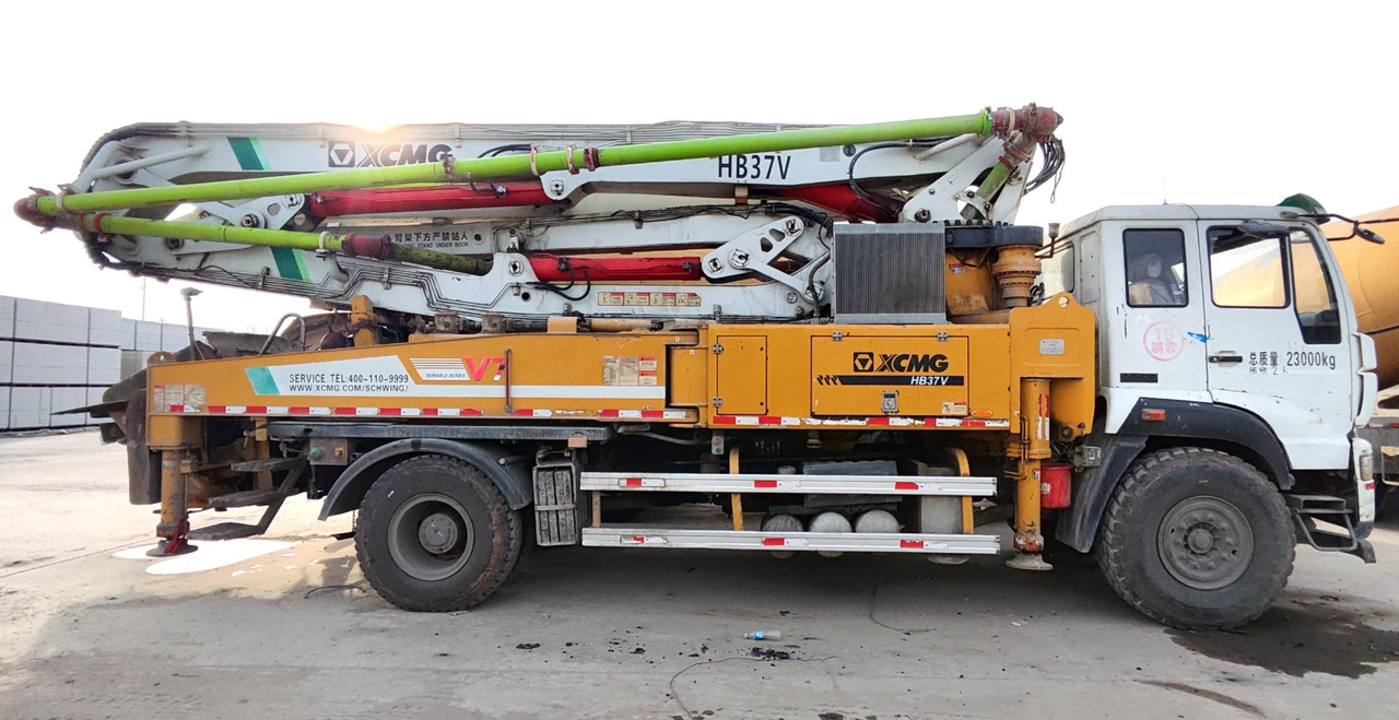 XCMG Official Concrete Machine HB37V Mini Concrete Pump 37m Used Diesel Concrete Mixer Pump Truck Price - Concrete pump truck: picture 3 XCMG Official Concrete Machine HB37V Mini Concrete Pump 37m Used Diesel Concrete Mixer Pump Truck Price - Concrete pump truck: picture 3