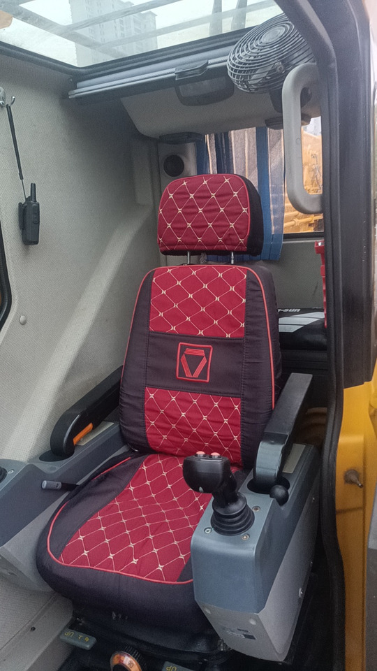 XCMG Official Used Pickup Truck Crane XCA130L7_1 300ton Truck Crane Price - All terrain crane: picture 5 XCMG Official Used Pickup Truck Crane XCA130L7_1 300ton Truck Crane Price - All terrain crane: picture 5