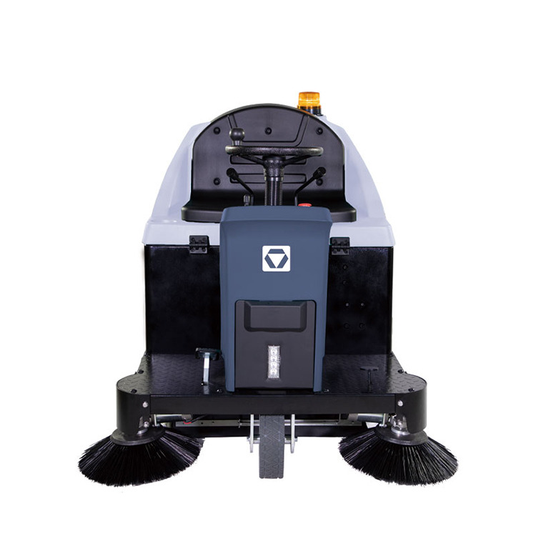 XCMG Official XGHD100 Ride on Sweeper and Scrubber Floor Sweeper Machine - Industrial sweeper: picture 4 XCMG Official XGHD100 Ride on Sweeper and Scrubber Floor Sweeper Machine - Industrial sweeper: picture 4