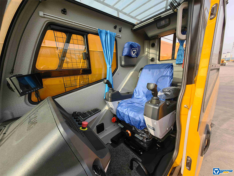 XCMG QY130K8C 130ton used crane boom truck for sale - Mobile crane: picture 3 XCMG QY130K8C 130ton used crane boom truck for sale - Mobile crane: picture 3
