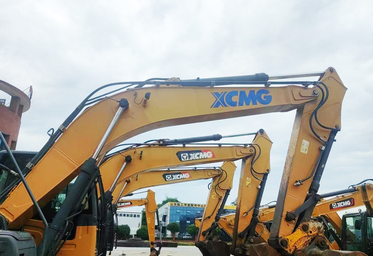 XCMG XE215DA 20ton medium used crawler excavator hydraulic price - Crawler excavator: picture 3 XCMG XE215DA 20ton medium used crawler excavator hydraulic price - Crawler excavator: picture 3