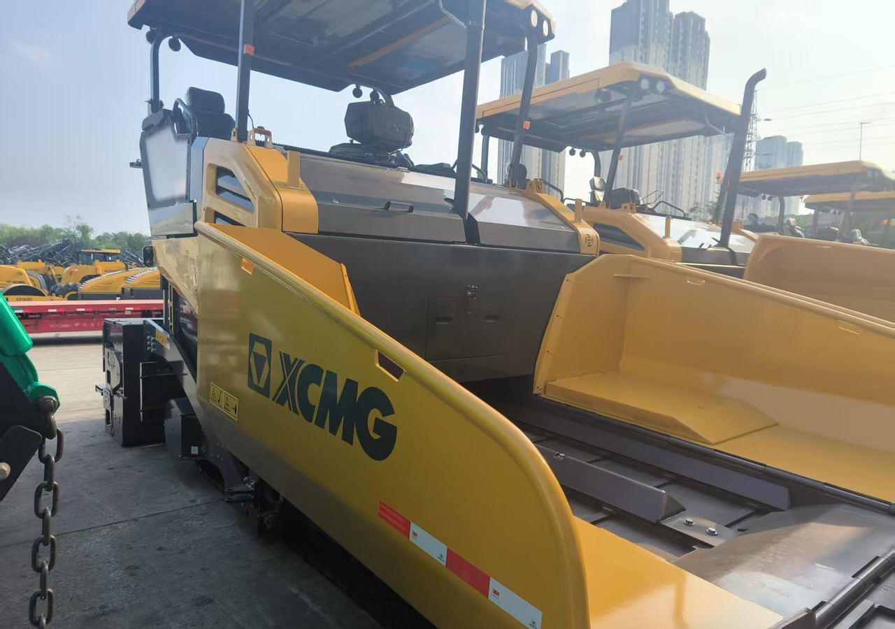 XCMG official used asphalt paver RP905IV Concrete machine - Asphalt paver: picture 4 XCMG official used asphalt paver RP905IV Concrete machine - Asphalt paver: picture 4