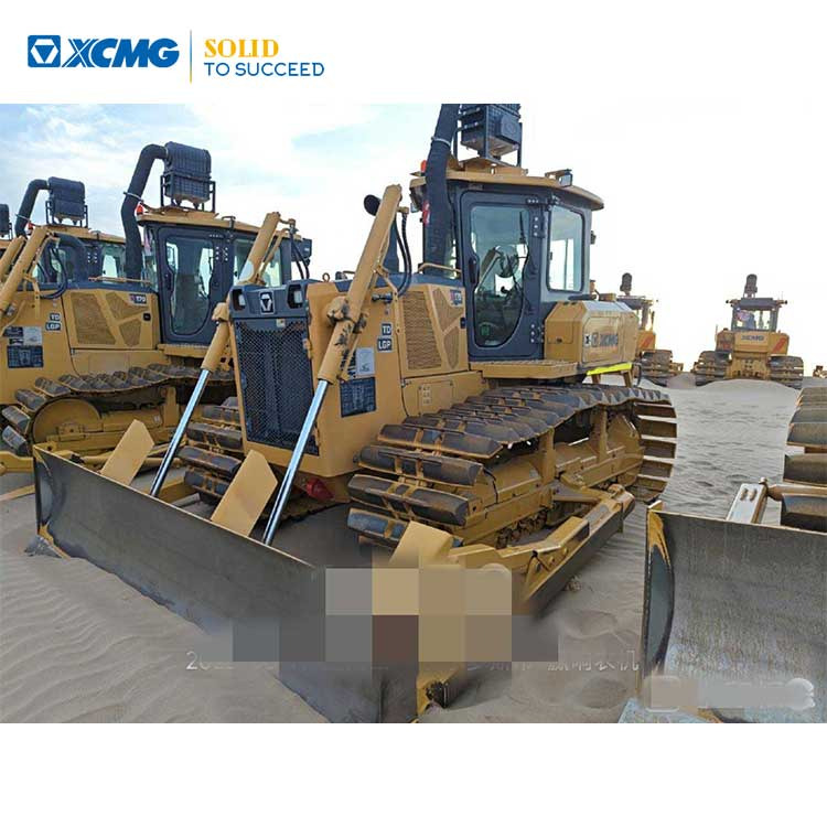 XCMG used road bulldozer D170 Mini Diesel Crawler price - Bulldozer: picture 1 XCMG used road bulldozer D170 Mini Diesel Crawler price - Bulldozer: picture 1