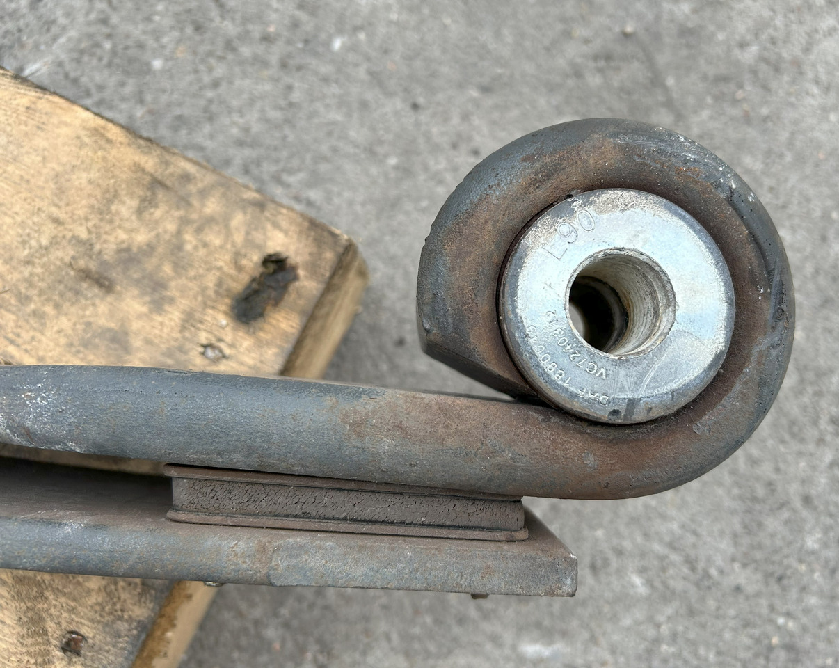 DAF 2-LEAF SPRING DAF XF 106 LIFT - Steel suspension: picture 5 DAF 2-LEAF SPRING DAF XF 106 LIFT - Steel suspension: picture 5