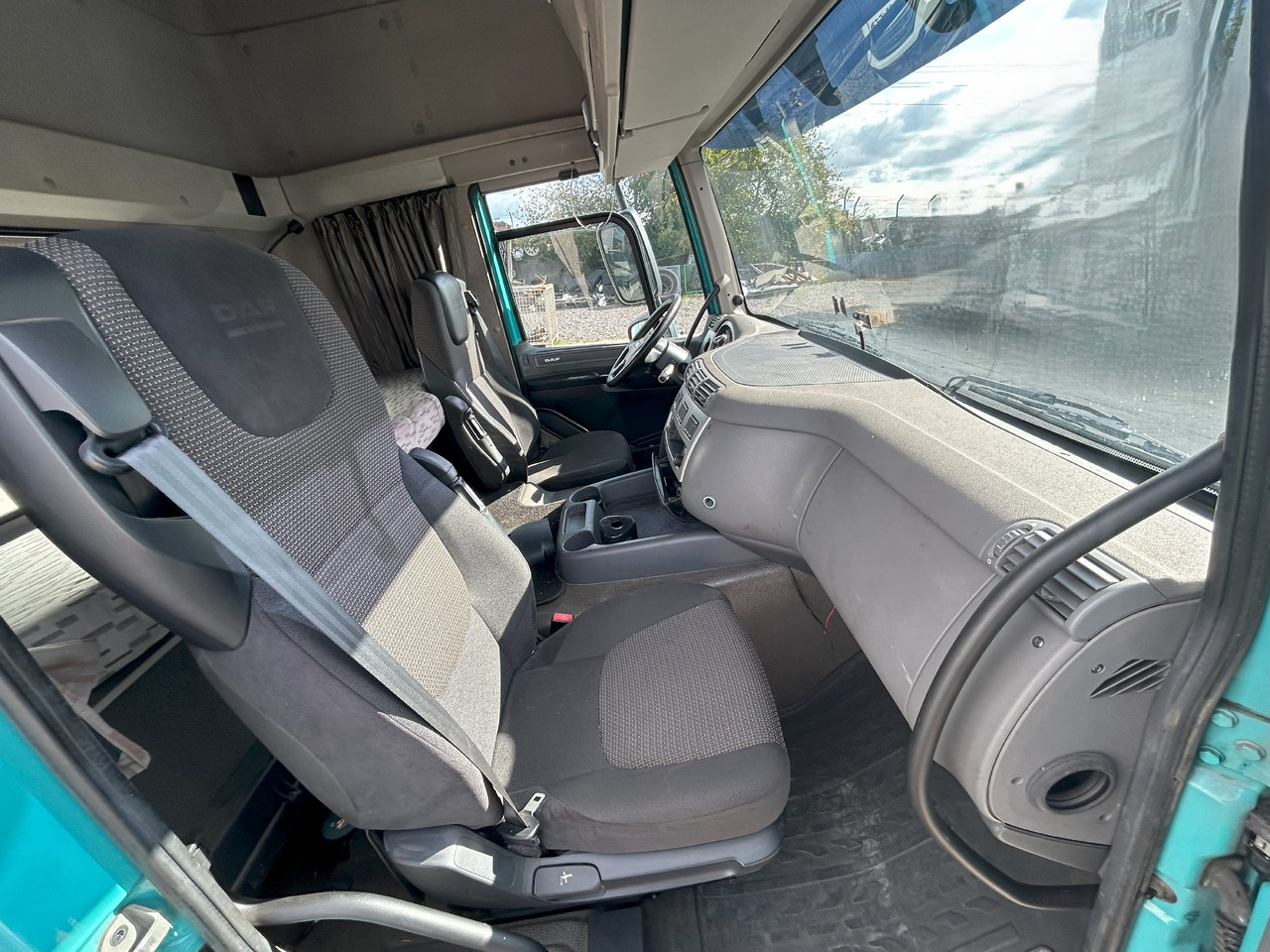 Cab DAF CF EURO 6 SPACE CAB: picture 16