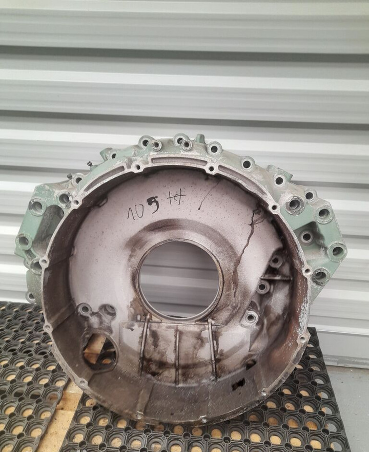DAF XF 105 1695375105 1695375 105 DAF truck - Flywheel for Truck: picture 2 DAF XF 105 1695375105 1695375 105 DAF truck - Flywheel for Truck: picture 2