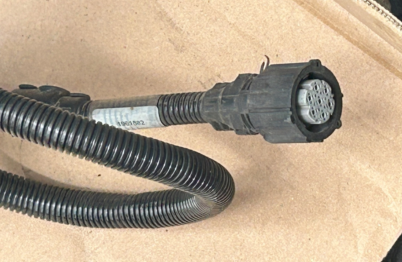 DAF XF 106 ELECTRICAL HARNESS - Cables/ Wire harness: picture 2 DAF XF 106 ELECTRICAL HARNESS - Cables/ Wire harness: picture 2