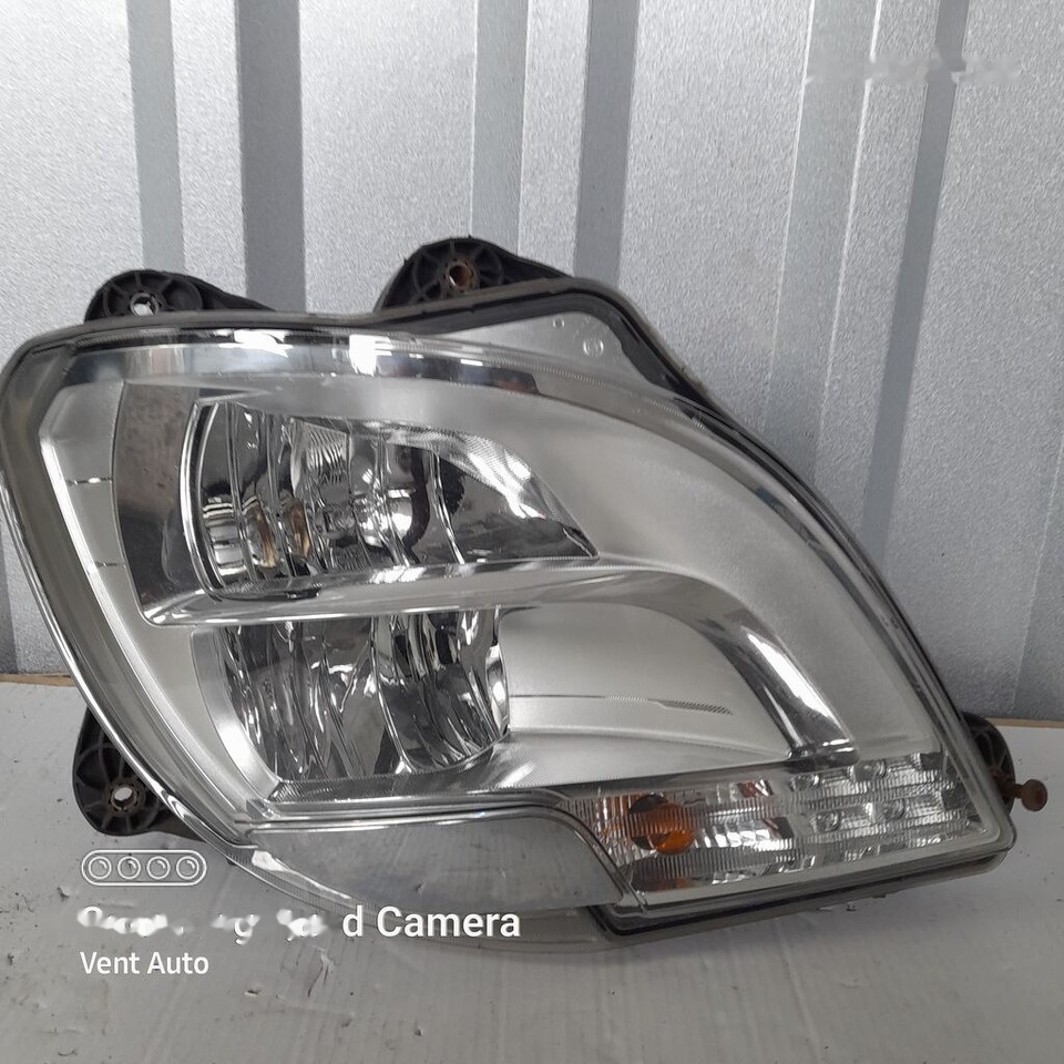 DAF XF 106 LIFT 1857527 truck - Headlight for Truck: picture 4 DAF XF 106 LIFT 1857527 truck - Headlight for Truck: picture 4
