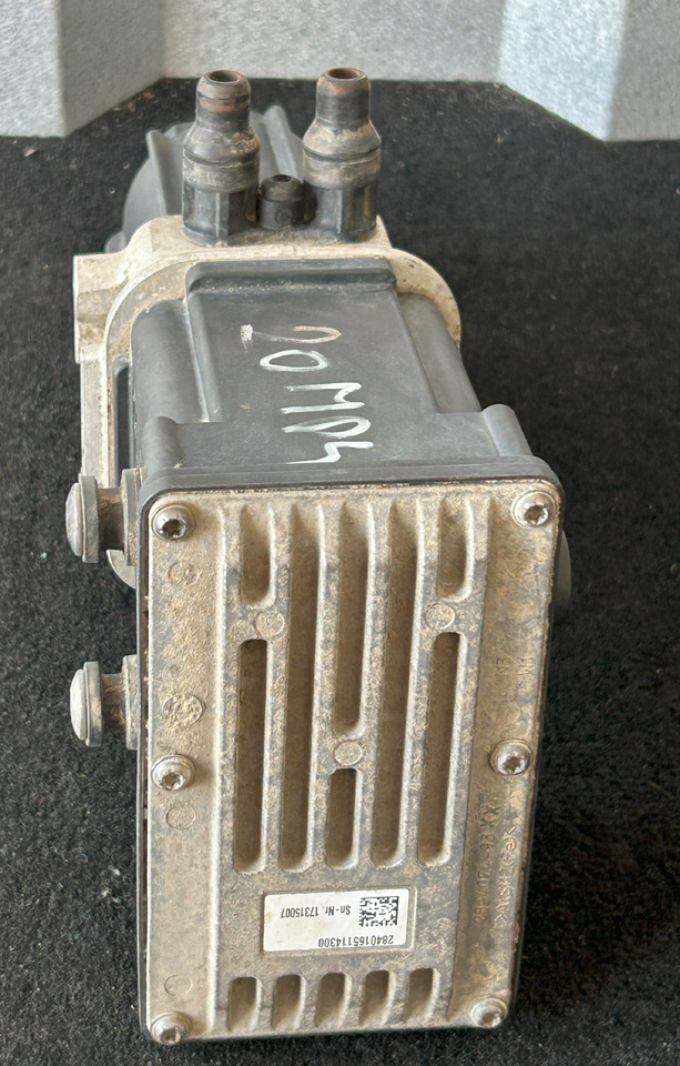 Muffler/ Exhaust system for Truck MERCEDES-BENZ ACTROS MP4 ADBLUE PUMP: picture 7 Muffler/ Exhaust system for Truck MERCEDES-BENZ ACTROS MP4 ADBLUE PUMP: picture 7