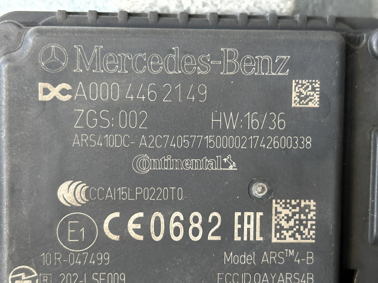MERCEDES-BENZ RADAR DISTRONIC ACTROS MP4 - ECU: picture 2 MERCEDES-BENZ RADAR DISTRONIC ACTROS MP4 - ECU: picture 2