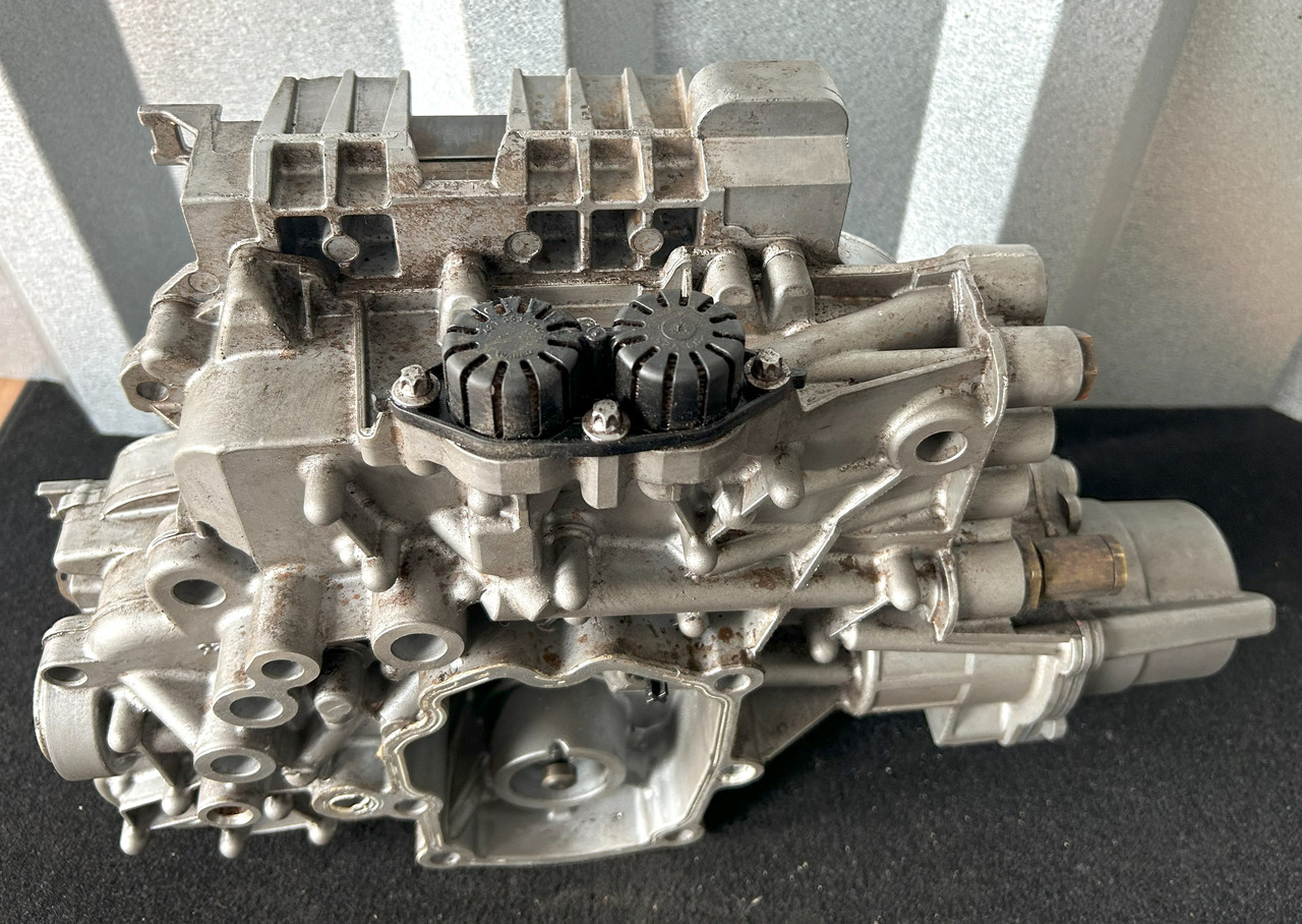 MERCEDES WYBIERAK SKRZYNI BIEGÓW ACTROS MP4 A6912604863 with the controller - Gearbox for Truck: picture 3 MERCEDES WYBIERAK SKRZYNI BIEGÓW ACTROS MP4 A6912604863 with the controller - Gearbox for Truck: picture 3
