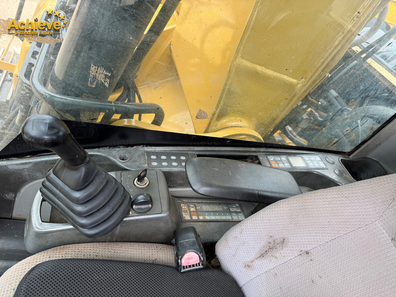 Excavator CATERPILLAR CAT 320D C6.4ACERT 1m³ 20930KG 20TON 103Kw/2000rpm 35Mpa【ACHIEVE】 TOP CONDITION!!!: picture 12 Excavator CATERPILLAR CAT 320D C6.4ACERT 1m³ 20930KG 20TON 103Kw/2000rpm 35Mpa【ACHIEVE】 TOP CONDITION!!!: picture 12