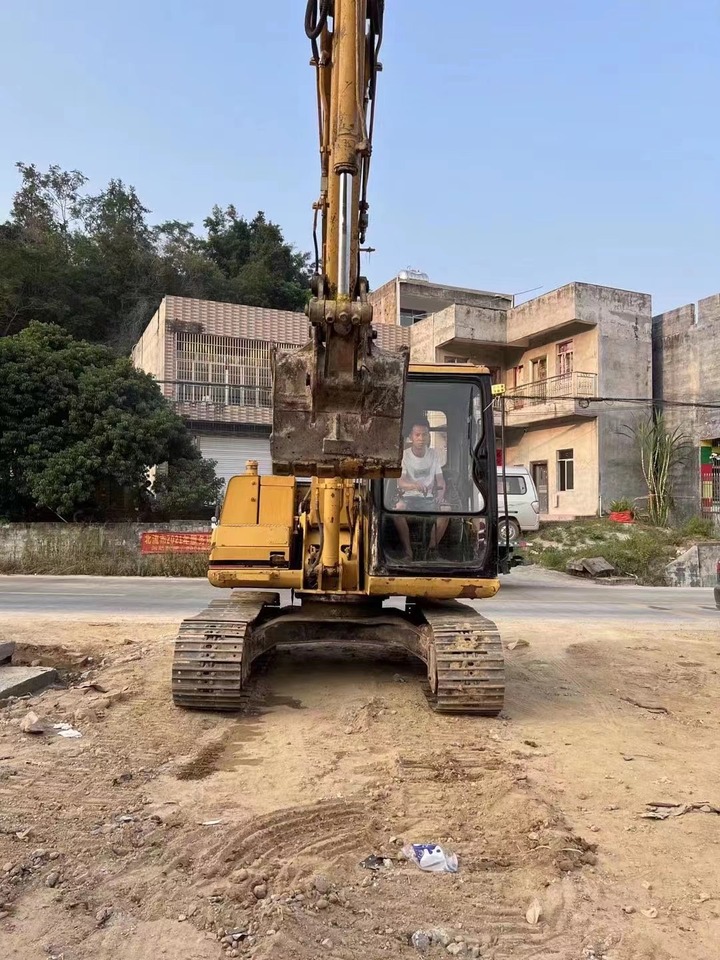 CATERPILLAR 0.3 excavator for Bangladesh CAT 307B, E70B - Crawler excavator: picture 5 CATERPILLAR 0.3 excavator for Bangladesh CAT 307B, E70B - Crawler excavator: picture 5