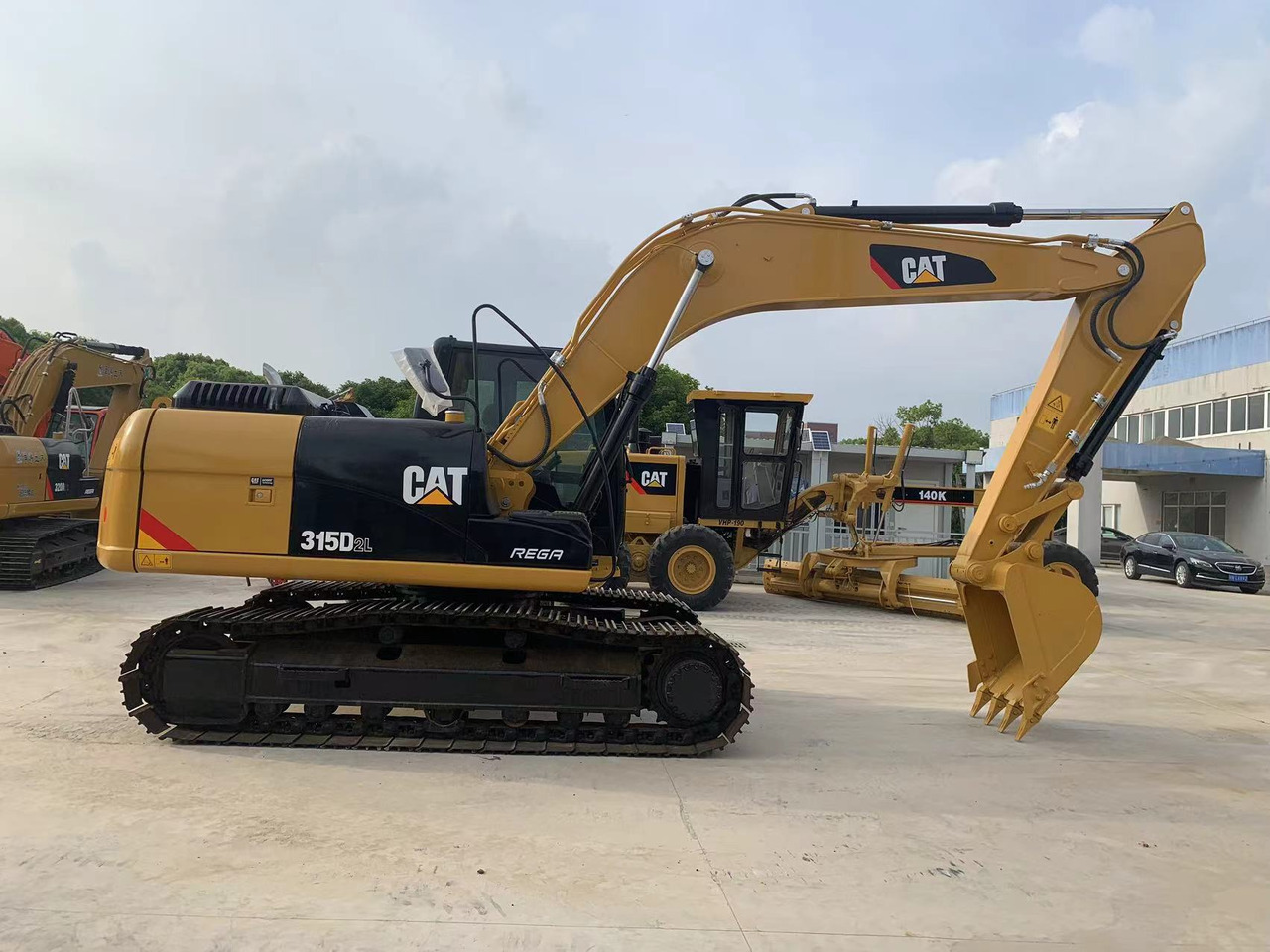 CATERPILLAR 15Ton Used Excavator Caterpillar CAT 315D2L with Cat C4.2 ACERT Engine - Crawler excavator: picture 1 CATERPILLAR 15Ton Used Excavator Caterpillar CAT 315D2L with Cat C4.2 ACERT Engine - Crawler excavator: picture 1