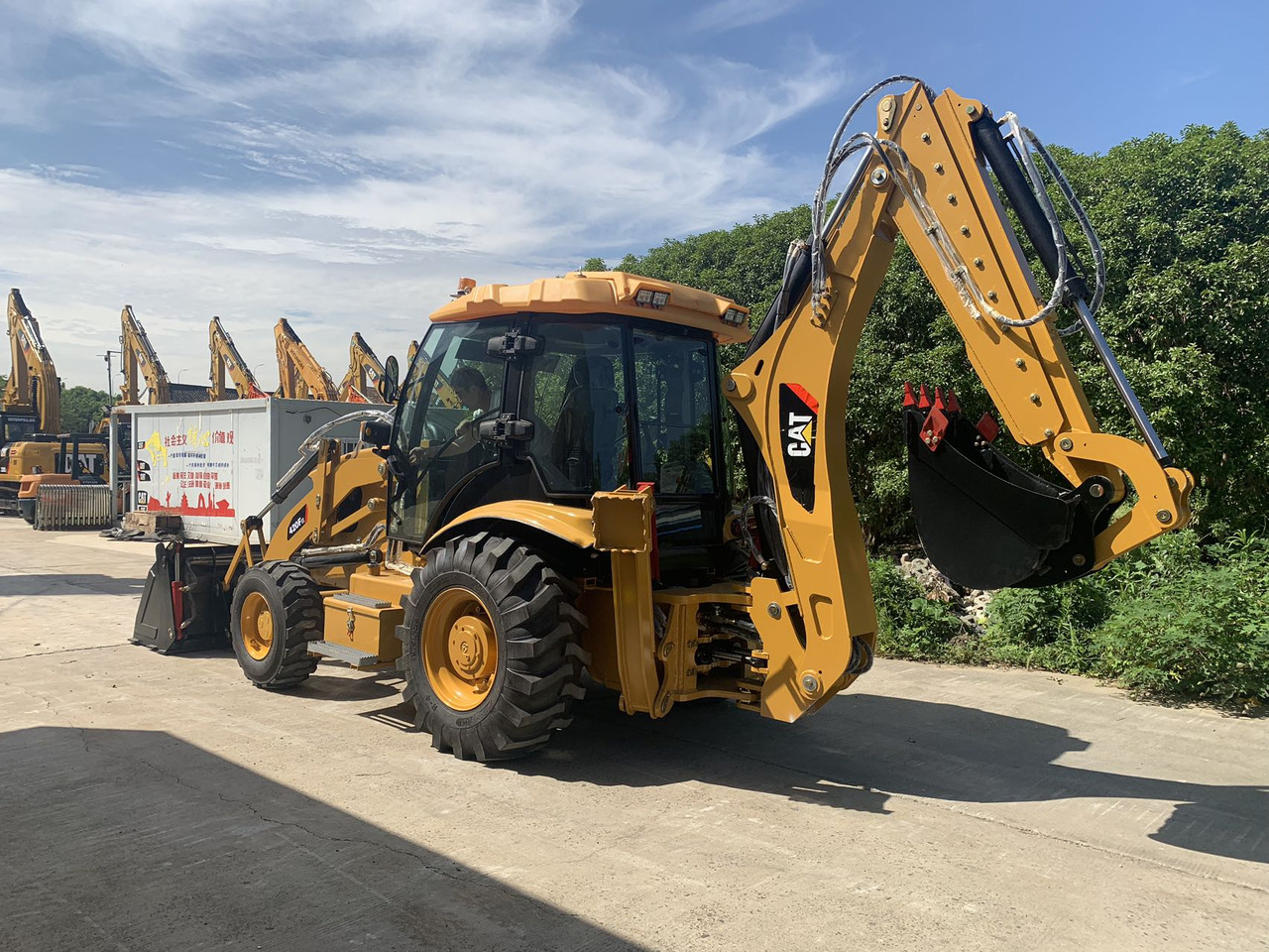 CATERPILLAR 2026 Year New CAT 420F Backhoe Loader – Cummins QSB4.5 Engine, 110 HP, 4.36m Dig Depth - Backhoe loader: picture 1 CATERPILLAR 2026 Year New CAT 420F Backhoe Loader – Cummins QSB4.5 Engine, 110 HP, 4.36m Dig Depth - Backhoe loader: picture 1