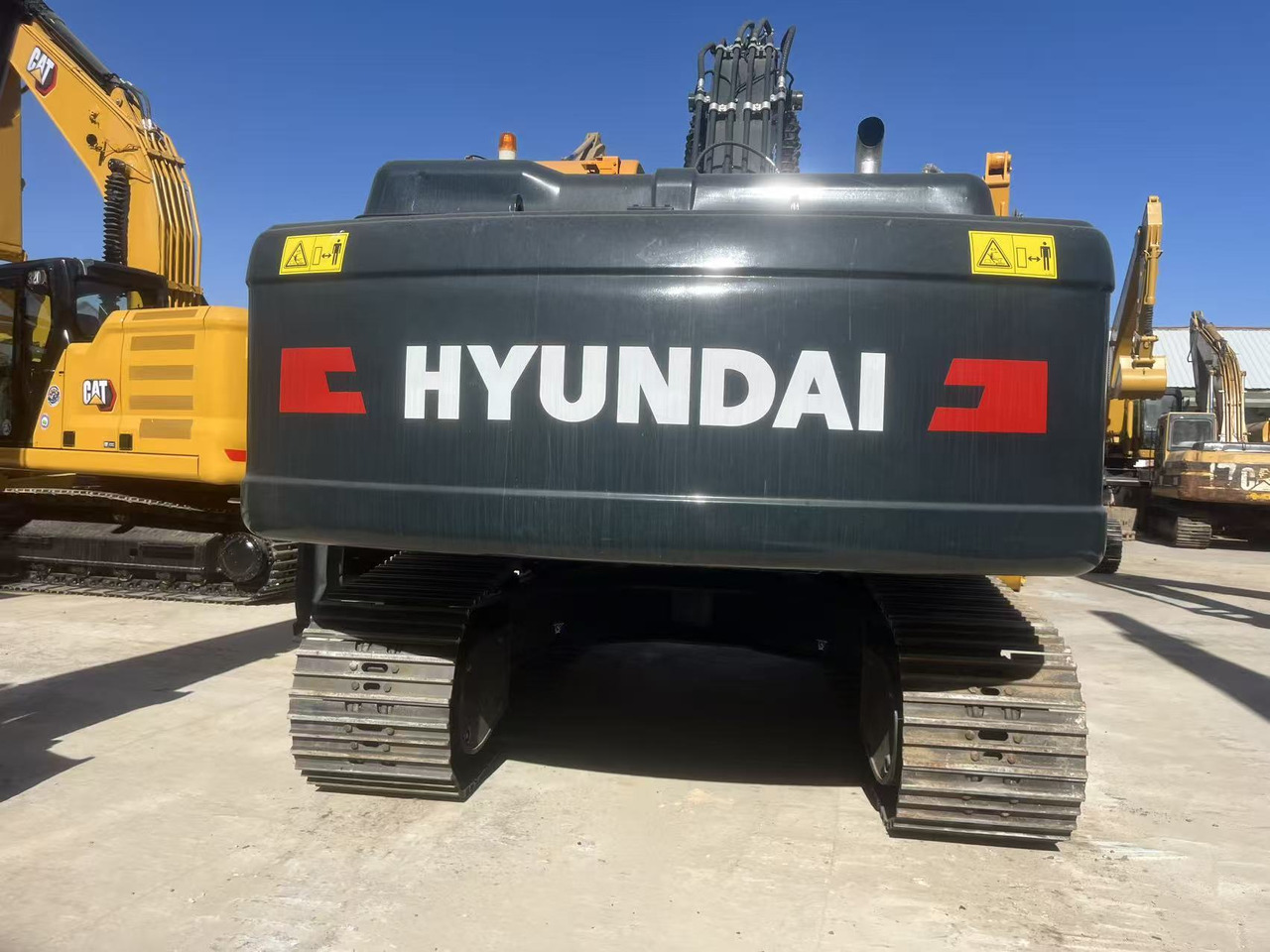 Hyundai 20Ton Used Excavator Hyundai R220LC-9S for Sale - Crawler excavator: picture 3 Hyundai 20Ton Used Excavator Hyundai R220LC-9S for Sale - Crawler excavator: picture 3