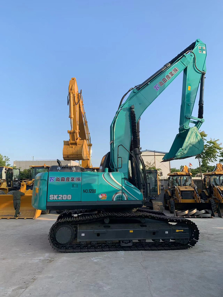 Kobelco Secondhand Excavator SK200 Cheap price - Crawler excavator: picture 4 Kobelco Secondhand Excavator SK200 Cheap price - Crawler excavator: picture 4