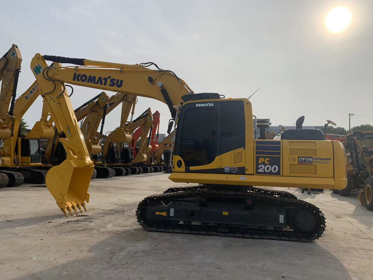 Komatsu 20 ton Excavator PC200-7, PC200-8 with Hydraulic Hammer - Crawler excavator: picture 1 Komatsu 20 ton Excavator PC200-7, PC200-8 with Hydraulic Hammer - Crawler excavator: picture 1