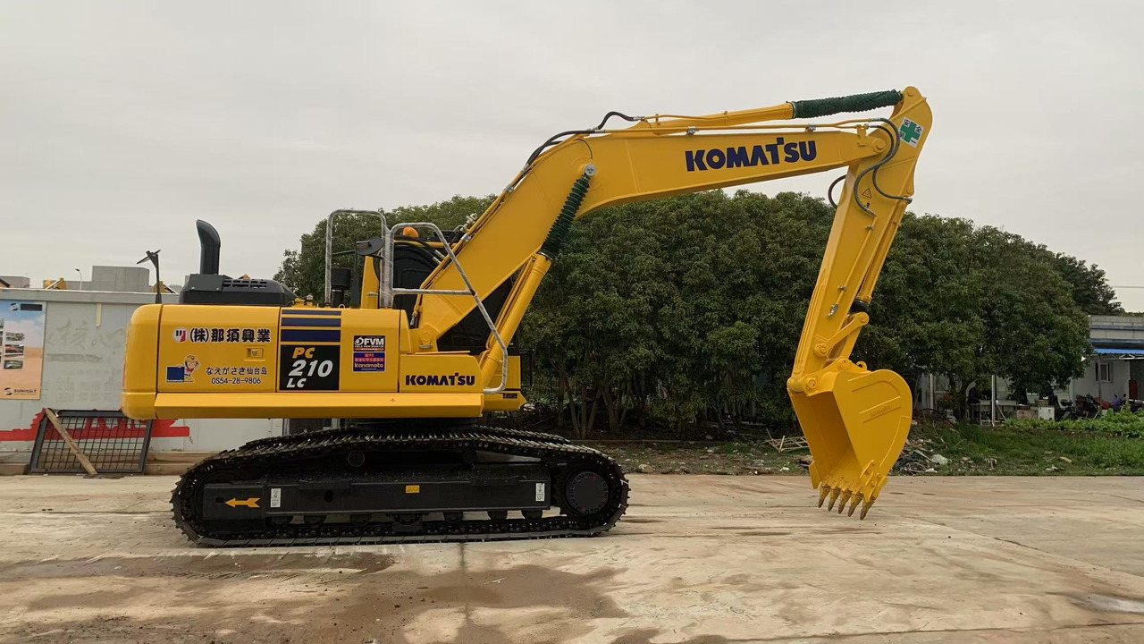 Komatsu 21 ton Excavator PC210 Good Price for PNG - Crawler excavator: picture 2 Komatsu 21 ton Excavator PC210 Good Price for PNG - Crawler excavator: picture 2
