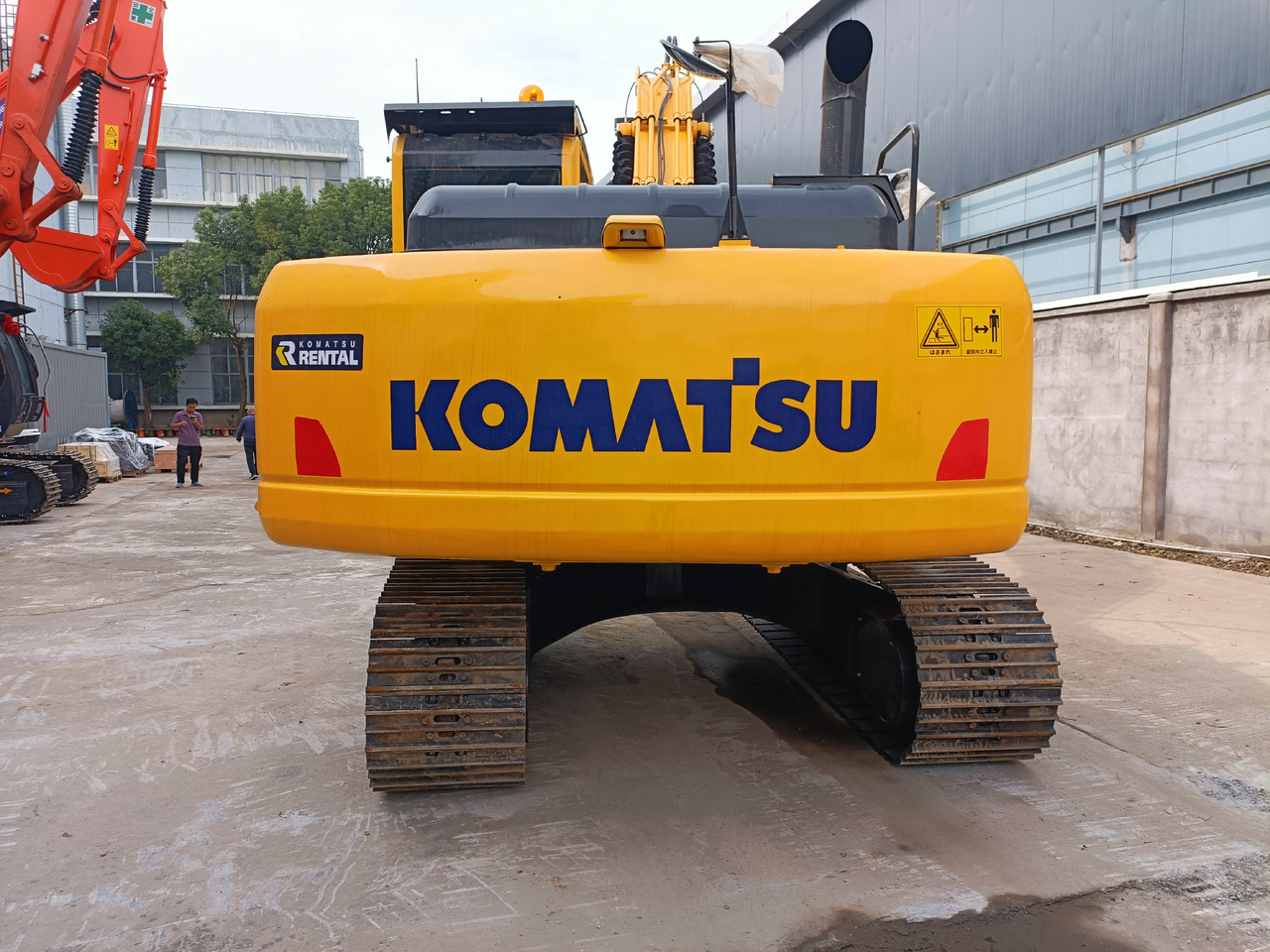 Komatsu Tracked Excavator PC200 Secondhand Condition - Crawler excavator: picture 5 Komatsu Tracked Excavator PC200 Secondhand Condition - Crawler excavator: picture 5
