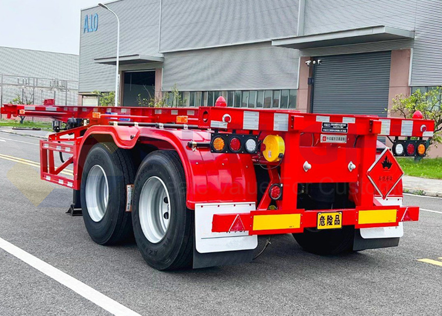 SUNIGHT CHINA New Skeleton Semi-Trailer For Shipping Container Transport - Chassis semi-trailer: picture 2 SUNIGHT CHINA New Skeleton Semi-Trailer For Shipping Container Transport - Chassis semi-trailer: picture 2