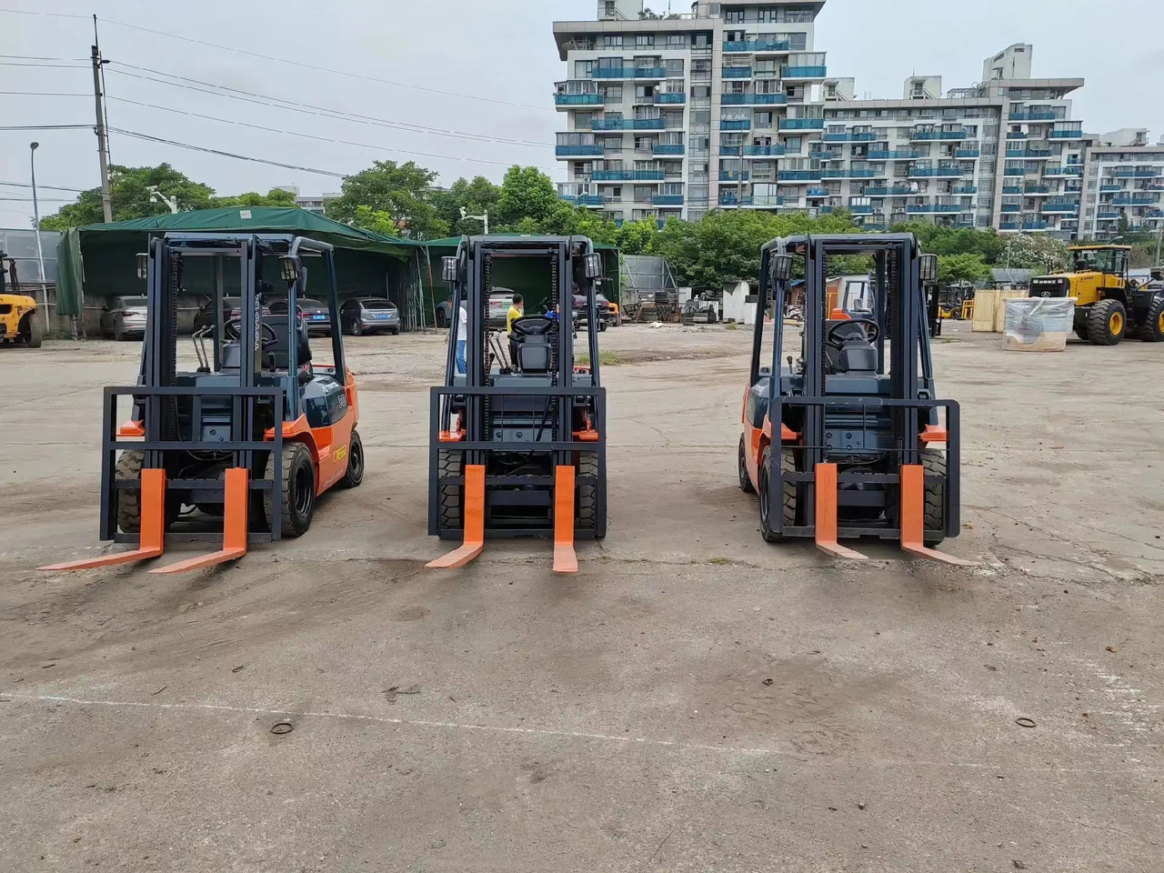 Toyota 3 ton Forklift FD30 with Free Lift, Side Shifter, Clamp - Diesel forklift: picture 4 Toyota 3 ton Forklift FD30 with Free Lift, Side Shifter, Clamp - Diesel forklift: picture 4