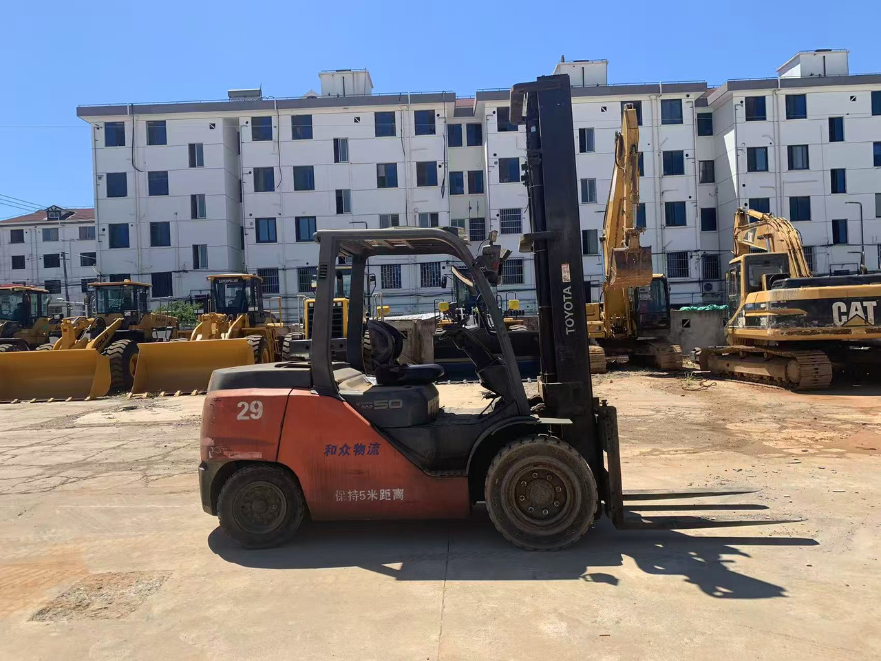 Toyota FD50 Forklift Original Color Japan Forklift with High Mast - Diesel forklift: picture 1 Toyota FD50 Forklift Original Color Japan Forklift with High Mast - Diesel forklift: picture 1