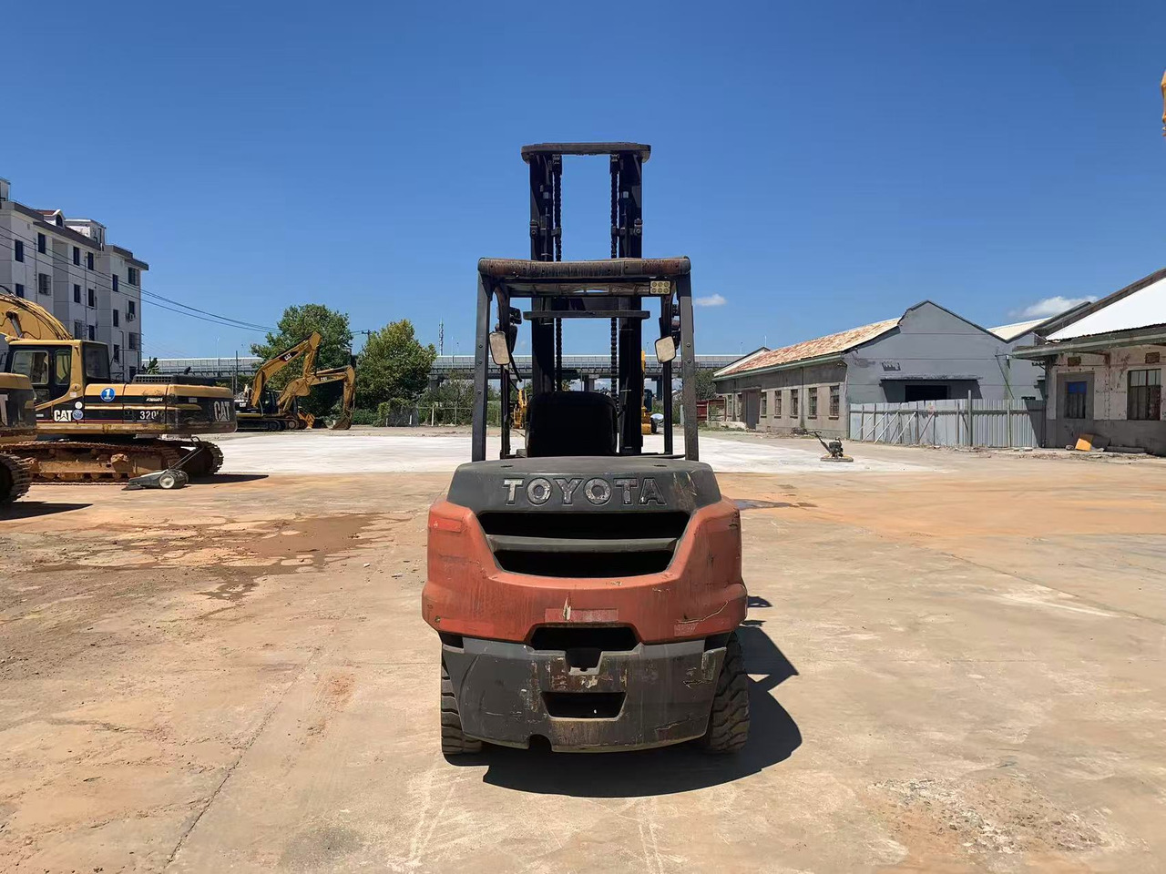 Toyota FD50 Forklift Original Color Japan Forklift with High Mast - Diesel forklift: picture 4 Toyota FD50 Forklift Original Color Japan Forklift with High Mast - Diesel forklift: picture 4