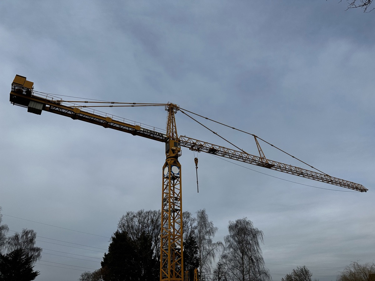 Liebherr LIEBHERR 355 HC-S 20 - Tower crane: picture 1 Liebherr LIEBHERR 355 HC-S 20 - Tower crane: picture 1