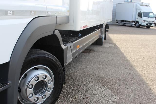 Mercedes-Benz Atego 1224 L - Box truck: picture 3 Mercedes-Benz Atego 1224 L - Box truck: picture 3