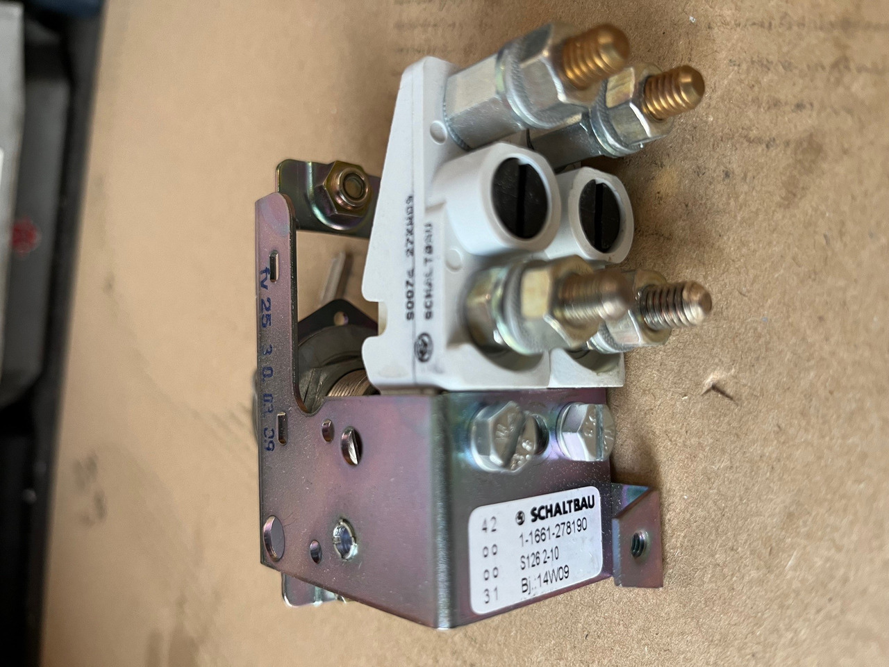 O&K Terex various Lock Actuator 788259 1461746 534-2128 Schaltbau S126 2-10 1-1661-278190 - Spare parts for Excavator: picture 1 O&K Terex various Lock Actuator 788259 1461746 534-2128 Schaltbau S126 2-10 1-1661-278190 - Spare parts for Excavator: picture 1