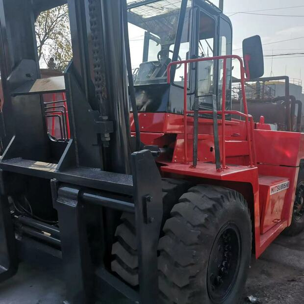 2019 MITSUBISHI FD250 - Forklift: picture 3 2019 MITSUBISHI FD250 - Forklift: picture 3