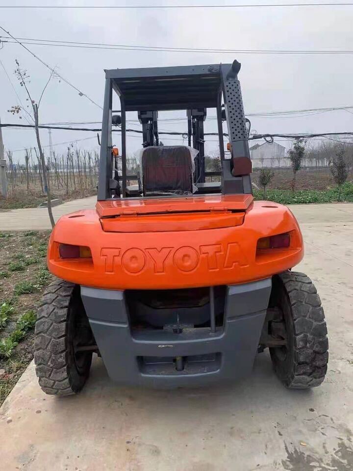 Toyota FD60 - Forklift: picture 3 Toyota FD60 - Forklift: picture 3