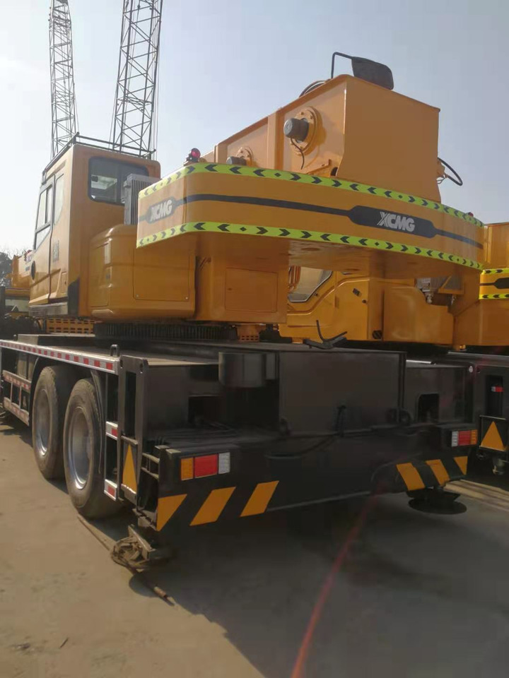 XCMG QY70KC - Mobile crane: picture 2 XCMG QY70KC - Mobile crane: picture 2