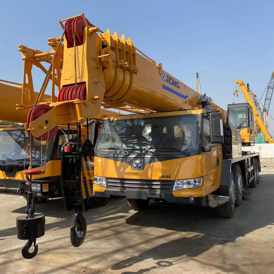 XCMG QY70KC - Mobile crane: picture 1 XCMG QY70KC - Mobile crane: picture 1