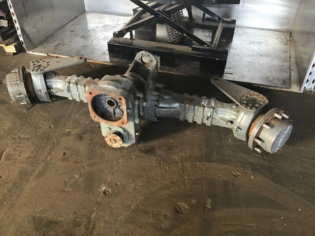 Liebherr Axle - Axle and parts: picture 1 Liebherr Axle - Axle and parts: picture 1