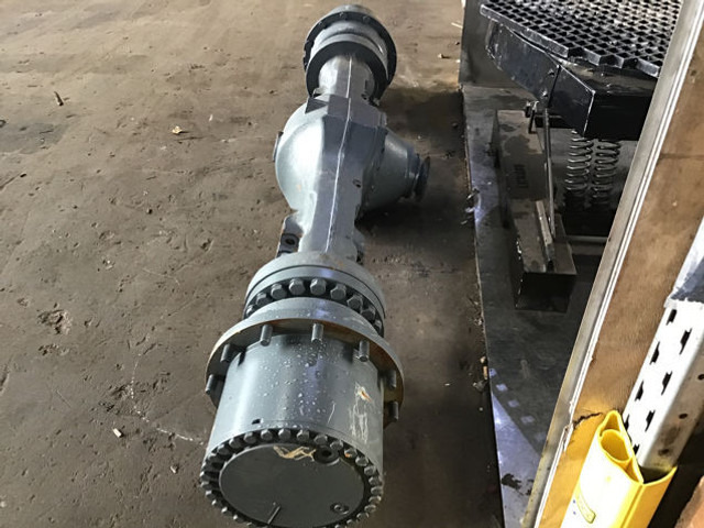 New Axle and parts Liebherr Axle: picture 1
