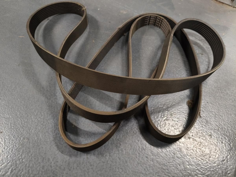 Liebherr Belt Pulley - Engine and parts: picture 2 Liebherr Belt Pulley - Engine and parts: picture 2