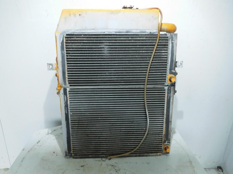 Liebherr Combined Radiator - Radiator: picture 1 Liebherr Combined Radiator - Radiator: picture 1