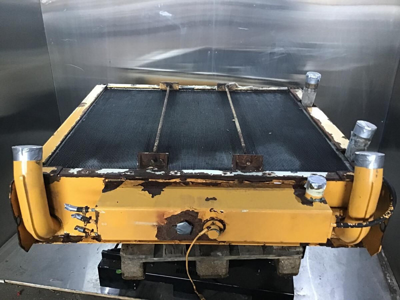 Liebherr Combined Radiator - Radiator: picture 1 Liebherr Combined Radiator - Radiator: picture 1