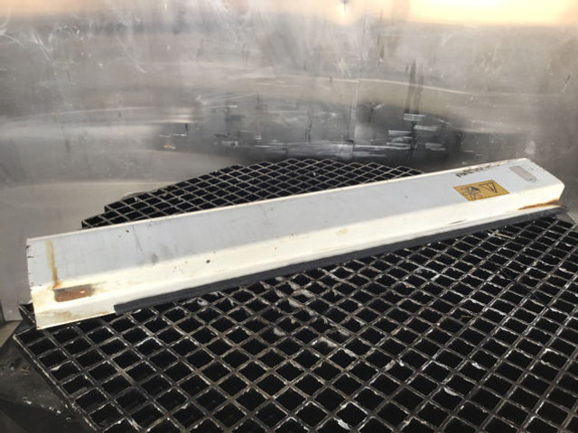 Liebherr Covering Right - Bumper: picture 3 Liebherr Covering Right - Bumper: picture 3