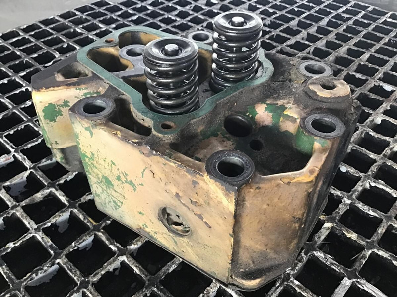 Liebherr Cylinderhead - Cylinder block: picture 2 Liebherr Cylinderhead - Cylinder block: picture 2