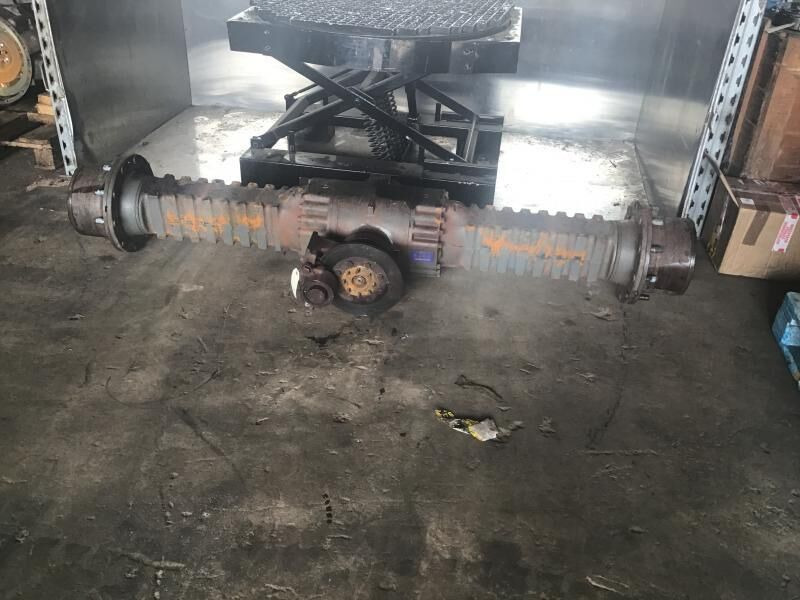 Liebherr Frontaxle - Axle and parts: picture 2 Liebherr Frontaxle - Axle and parts: picture 2