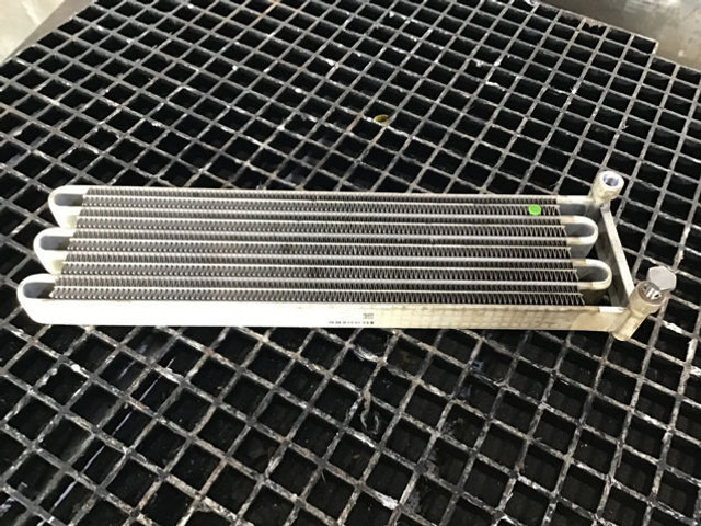 Liebherr Fuel cooler - Oil cooler: picture 3 Liebherr Fuel cooler - Oil cooler: picture 3