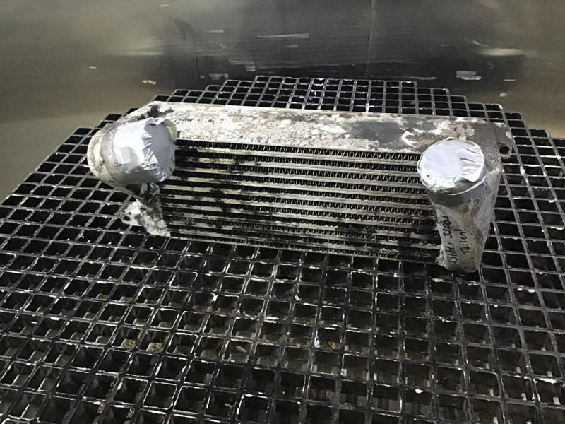 Liebherr Intercooler - Intercooler: picture 1 Liebherr Intercooler - Intercooler: picture 1