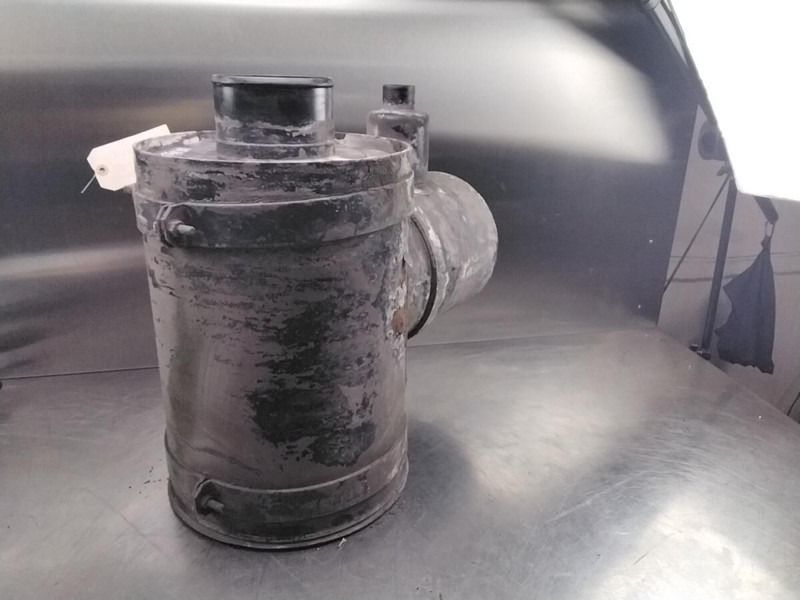 Liebherr LR632 / LR632 B - Air filter: picture 1 Liebherr LR632 / LR632 B - Air filter: picture 1