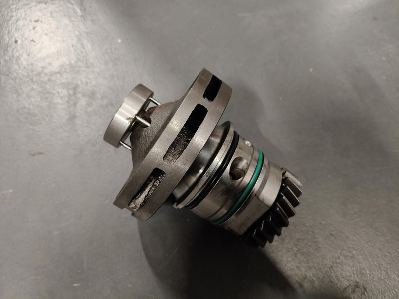 Liebherr - Coolant pump: picture 1 Liebherr - Coolant pump: picture 1